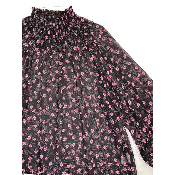 Elizabeth And James Long Sleeve Black Floral Sheer Smocked Neck Top Large - Picture 2 of 4